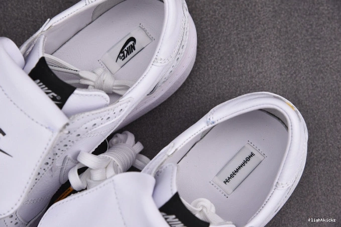 Phantom Air Scott Low Jordan x Travis 1 OG Black DM7866-001 1124